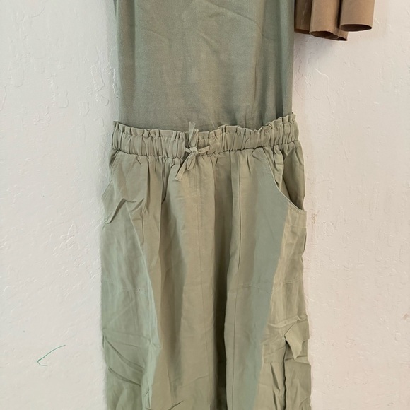 Tractr Green Ribbed Tank Pullover Cargo Midi Dress Small NWT - Picture 4 of 5
